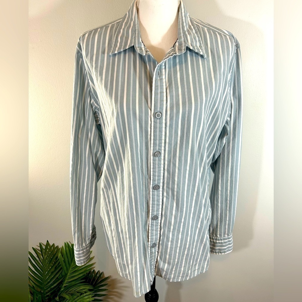 Fossil long sleeve button up blouse size L